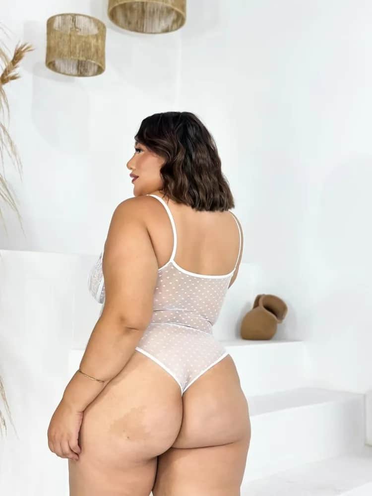 Body Sexy Plus Mirella 17